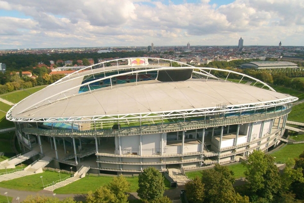 萊比錫紅牛的主場在哪里？