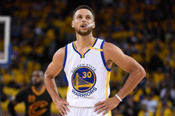 籃球比賽中六種防守戰(zhàn)術(shù)是什么？